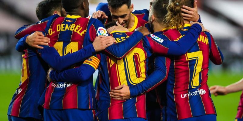 Barcelona Và Câu Chuyện Kỳ Kèo Mức Giá Ký Kết Với Cancelo 3 Có nhiều sự lựa chọn thay thế Cancelo tại đội bóng